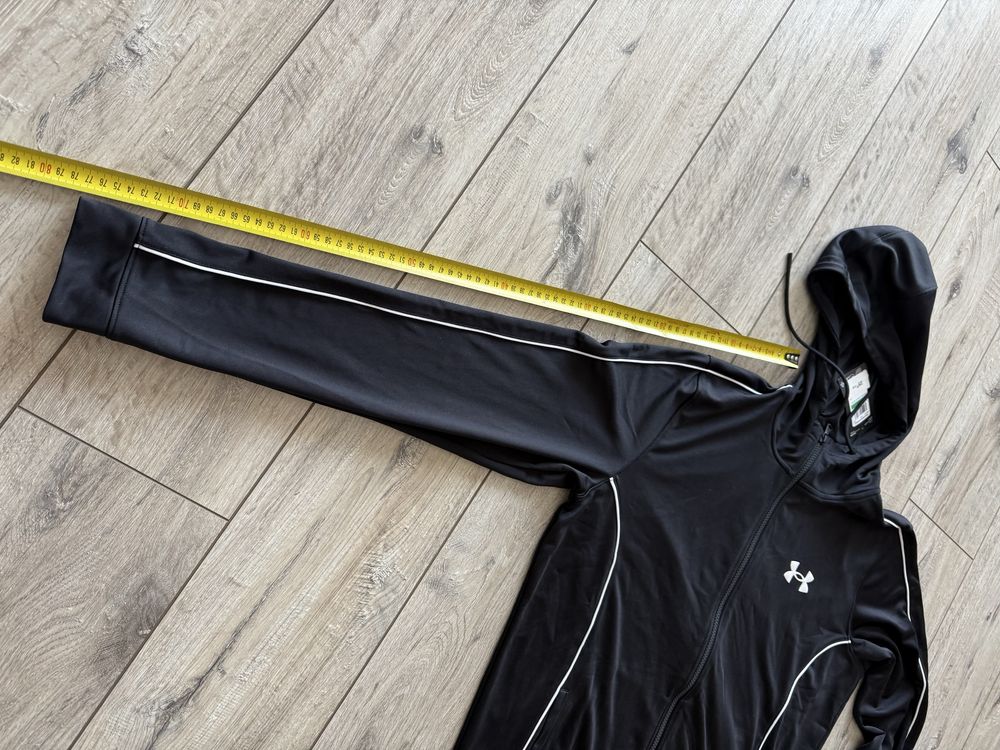 Oryginalna nowa bluza Under Armour, rozmiar L, rozpinana z kapturem