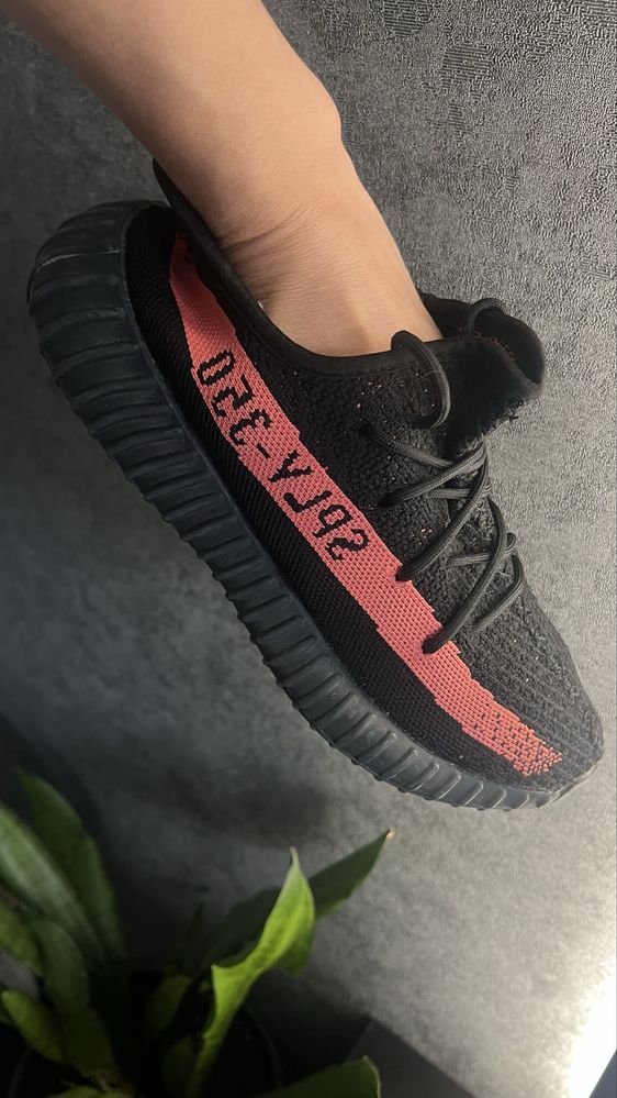 Кросівки Adidas Yeezy boost 350 41.5 (26.5см) оригінал