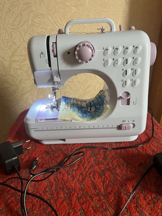 Швейная машинка мини