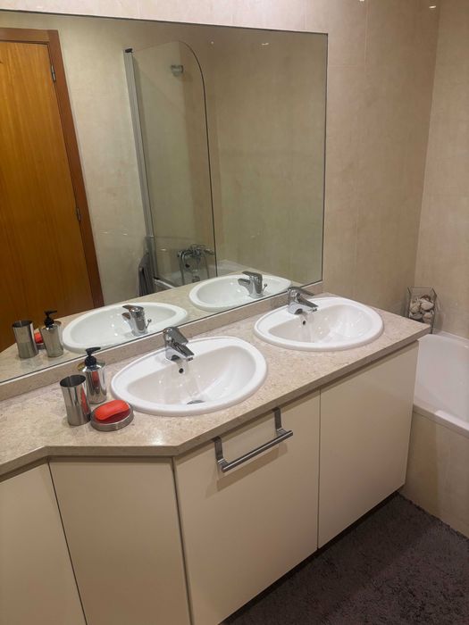 ARRENDAMENTO  - Apartamento T2, totalmente mobilado e equipado.