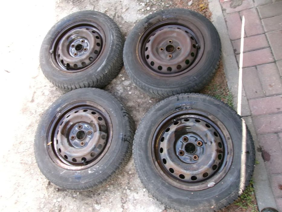 KOŁA FELGI OPONY ZIMA TOYOTA YARIS 165/70/14 4x100 KOMPL