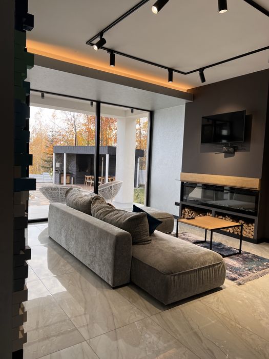 Оренда подобово будинку в гірськолижному курорті Мигово