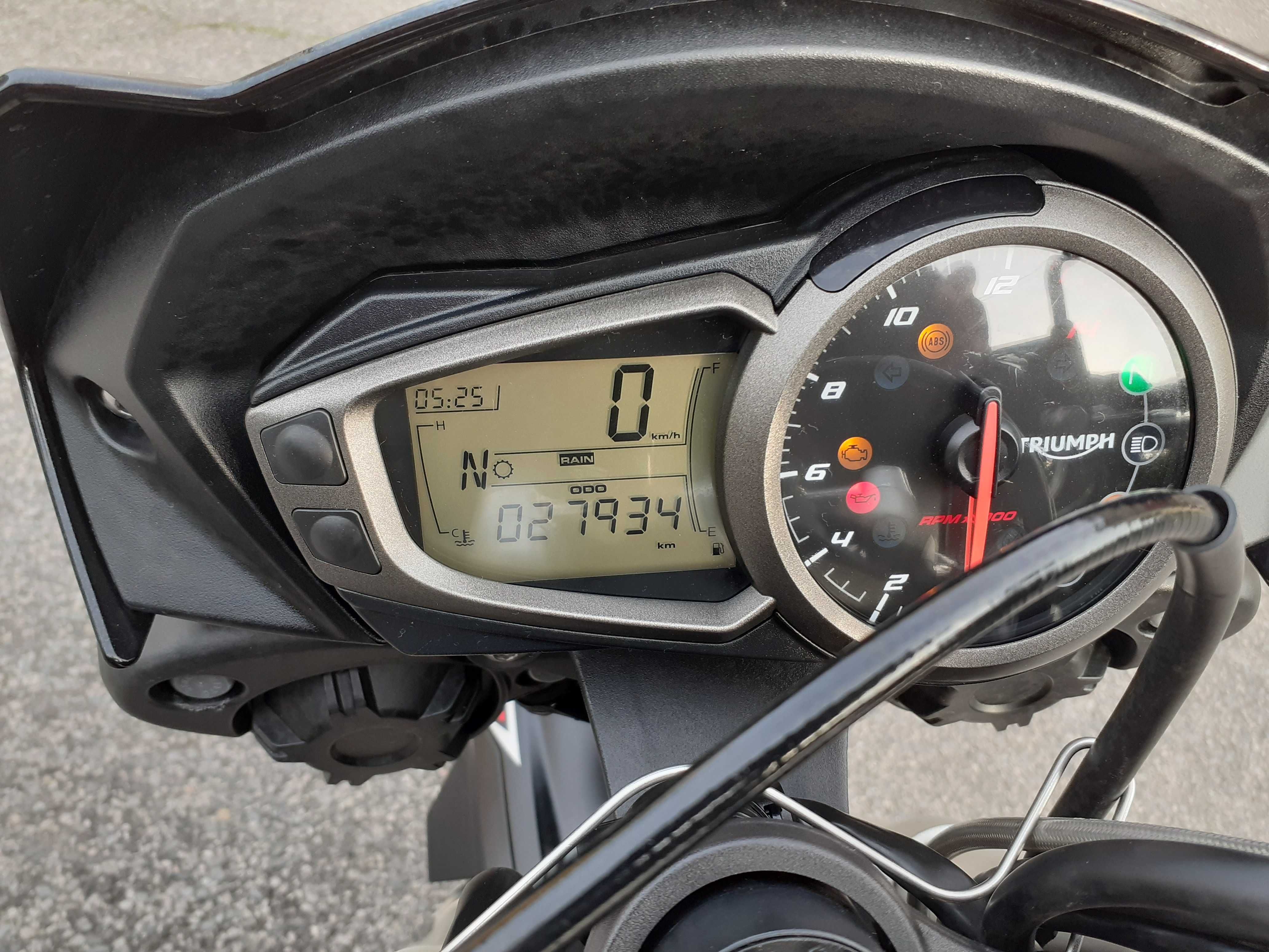 Triumph street triple z 2019r na A2 35KW ABS quick-shifter cena 25499