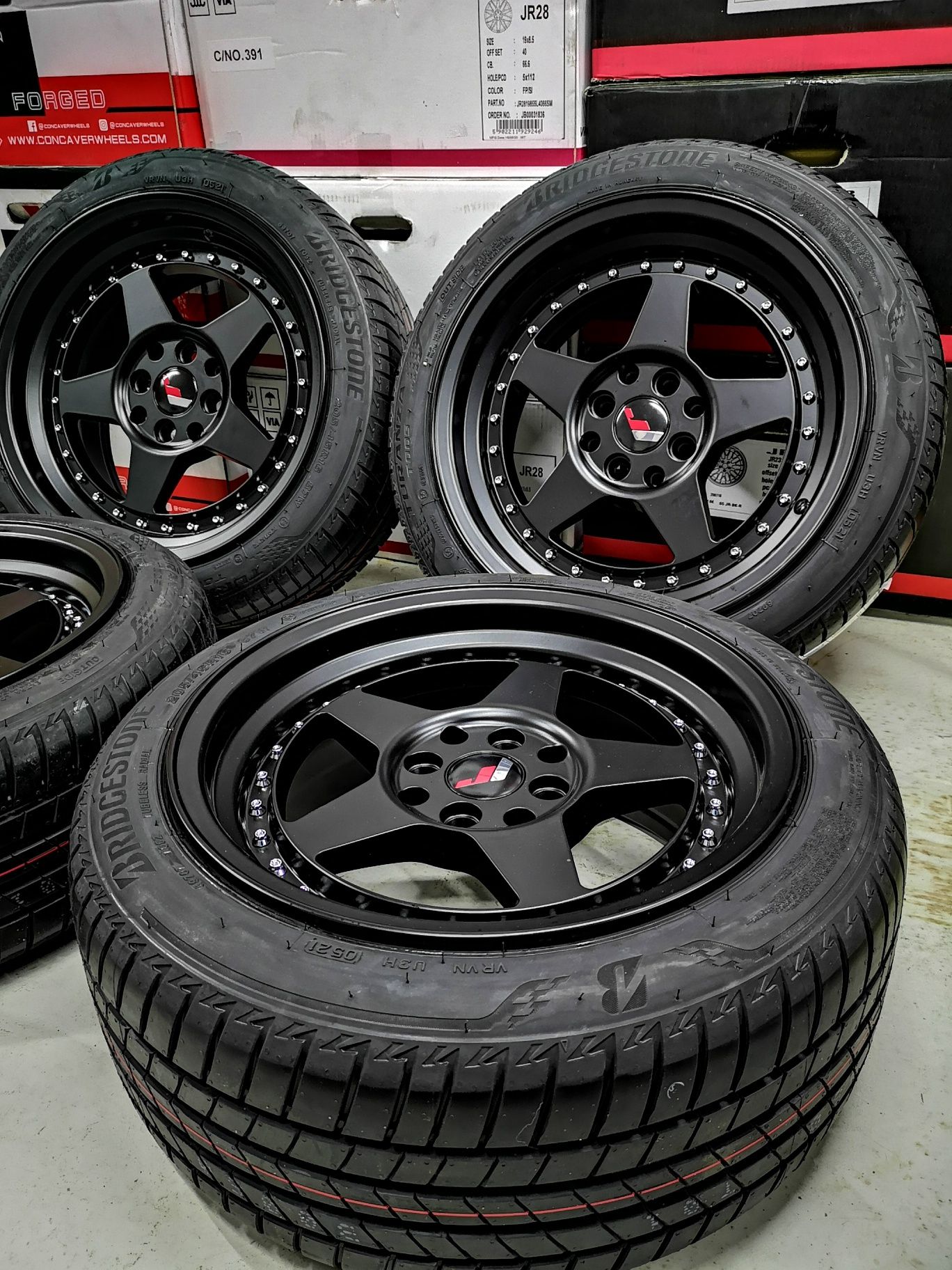 Felgi Japan Racing JR6 16" 16x8J ET30 4x100 Mazda MX5 MX-5