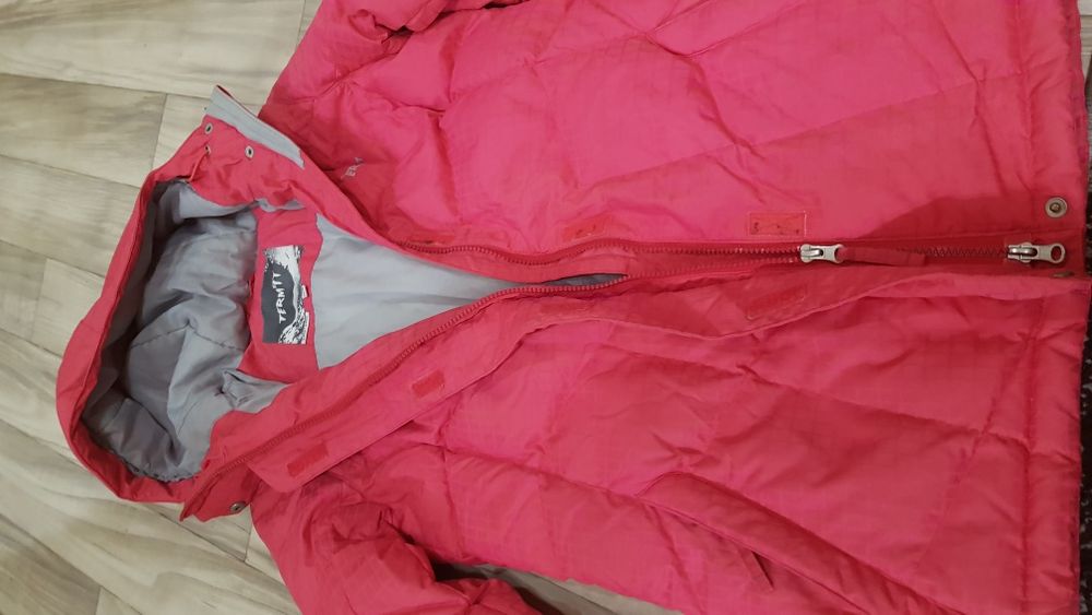 Пуховик куртка зимняя пуховая мембранная пальто зимова р.40 XS