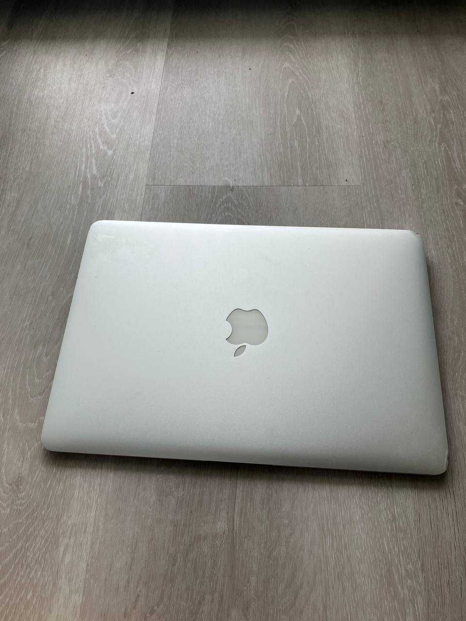 MacBook Air 2015, não liga