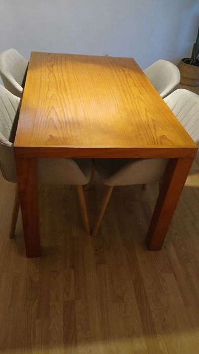 Mesa de refeições madeira maciça