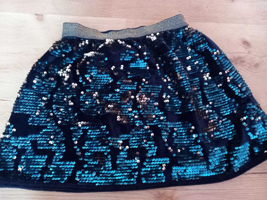 Dwie spódniczki dla dziewczynki, r. 122, Cool Club