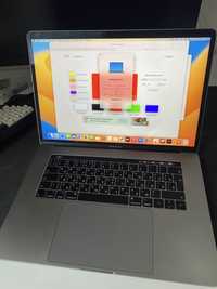 Macbook pro 15 2019 i7/16/512