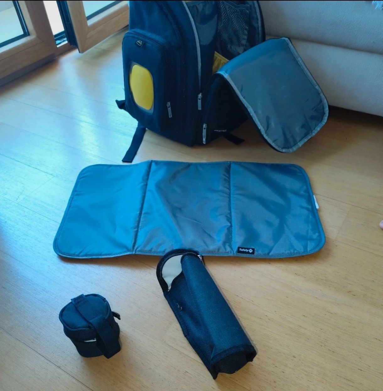 mochila safety 1st