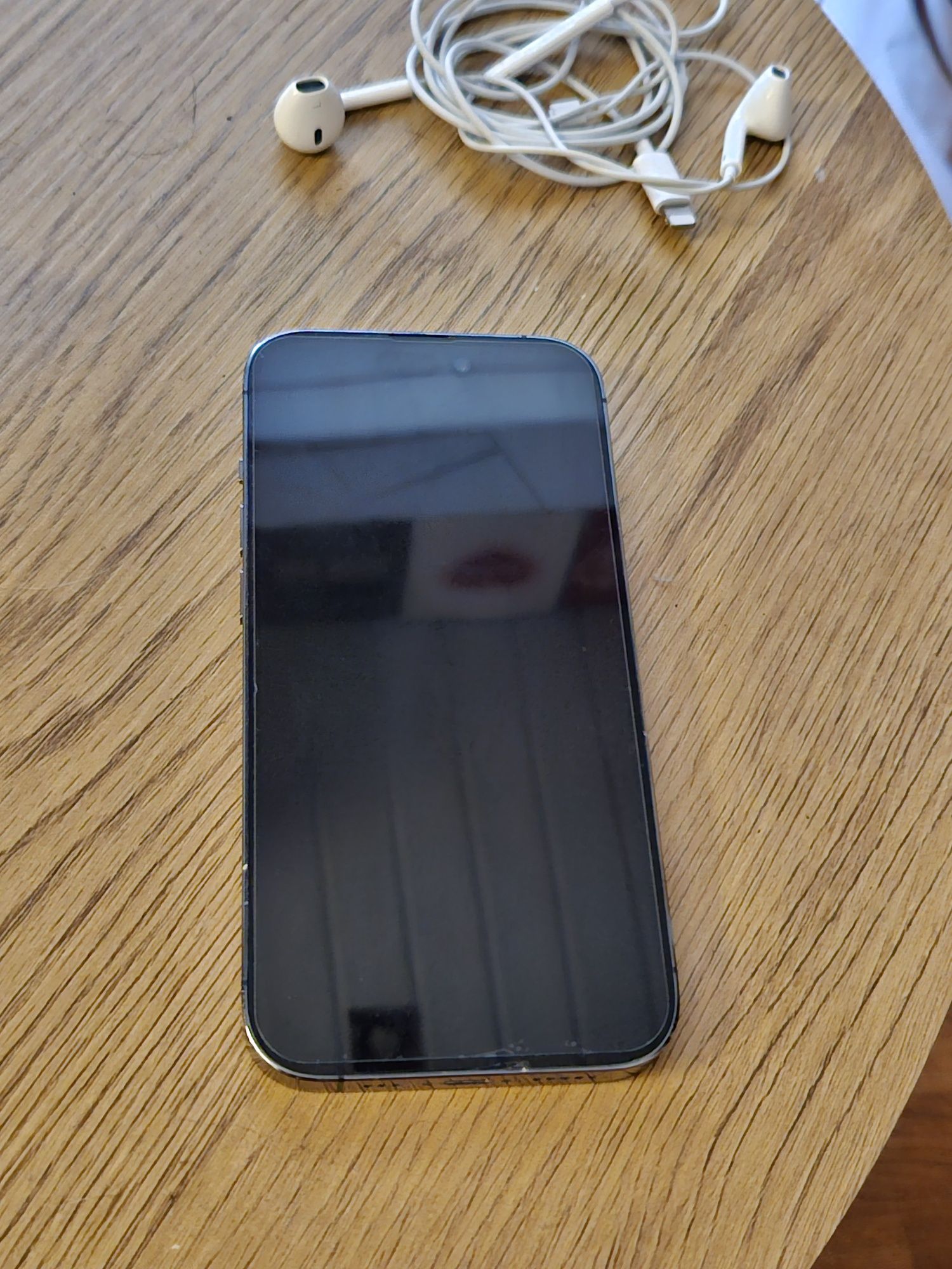 iPhone 14 Pro + Acessórios