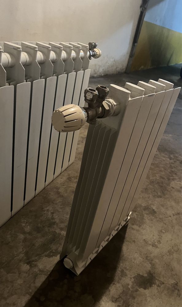 conjunto de radiadores de aquecimento