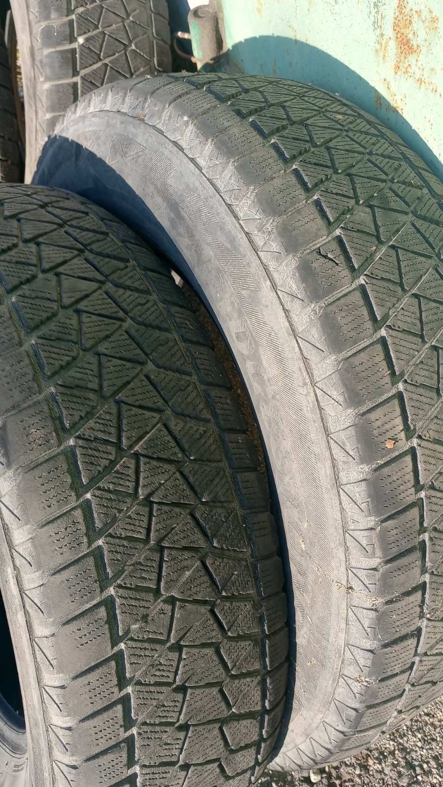 Bridgestone Blizzak DM-V2 225/75 R16 104R б/у