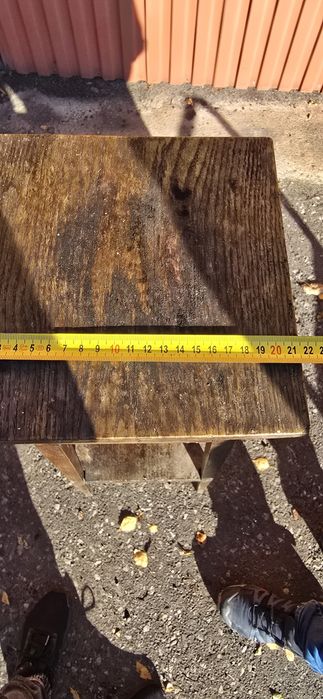 Stary drewniany kwietnik PRL