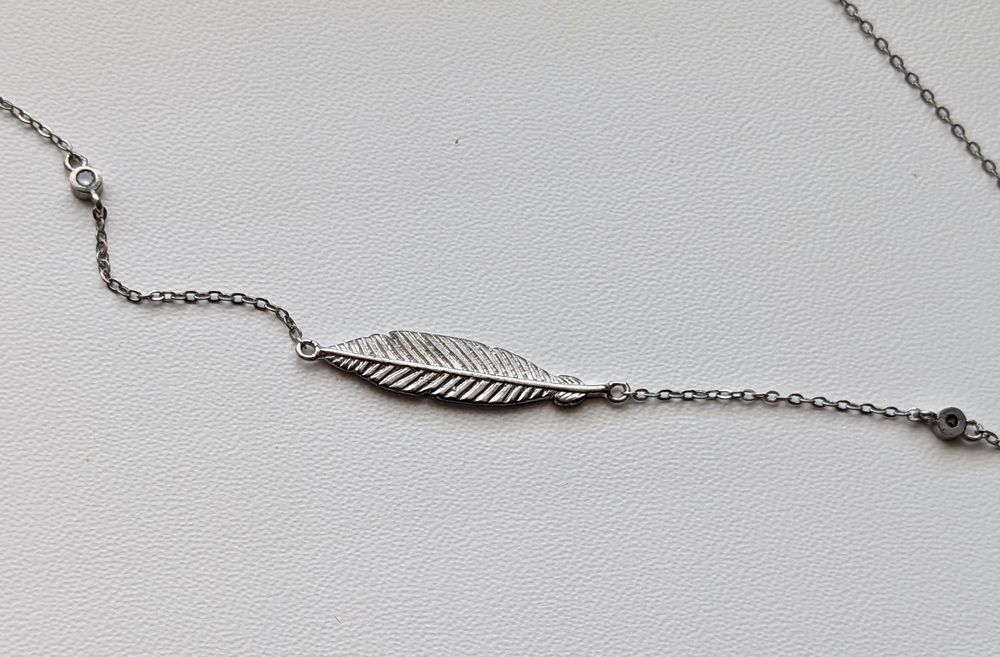 Серебряное Колье Перо с Фианитами