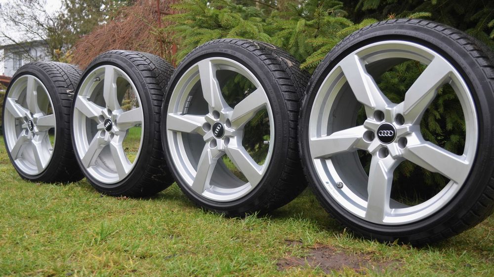 Oryginalne koła zimowe alufelgi 19 Audi TT S 8S TT RS Audi Sport