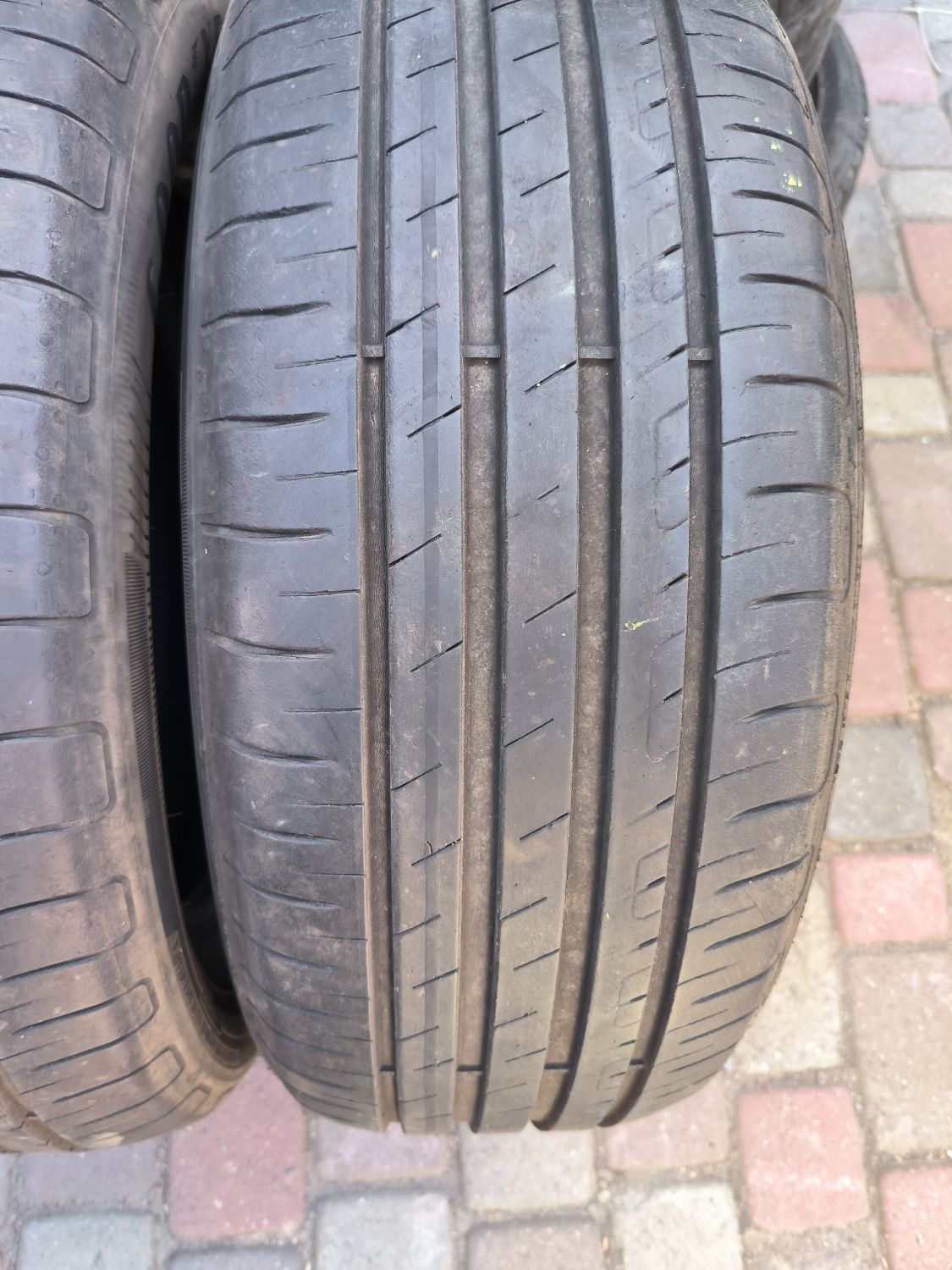 Opony letnie 17 Goodyear EfficientGrip Performance 215/55 17