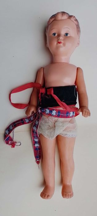 Продам Куклу (размер 32см)