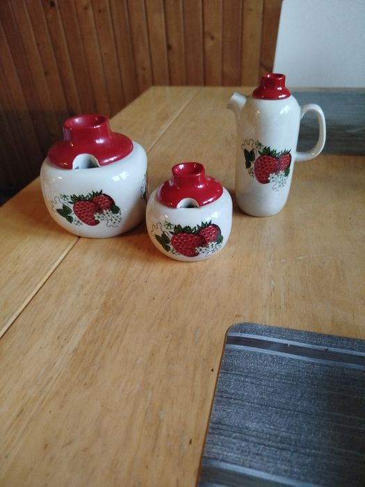 Chodzież zestaw trzech pojemnikow