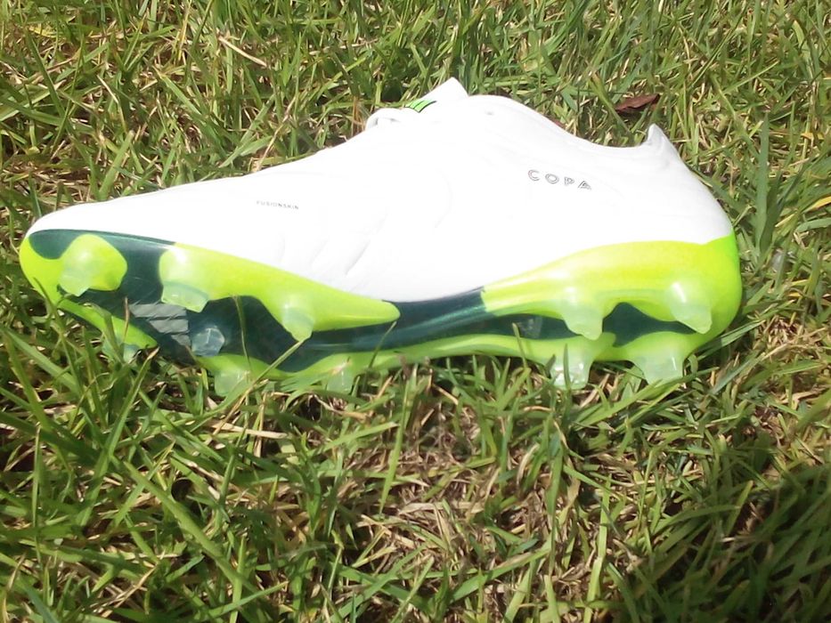 Chuteira Adidas COPA PURE 1 FG + meias TD