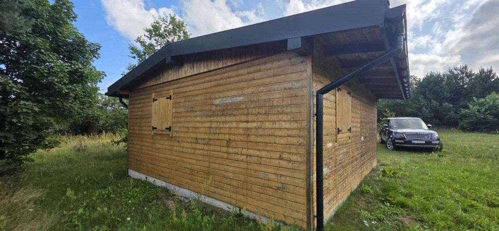 Продається земельна ділянька з дачним будинков в Польщі