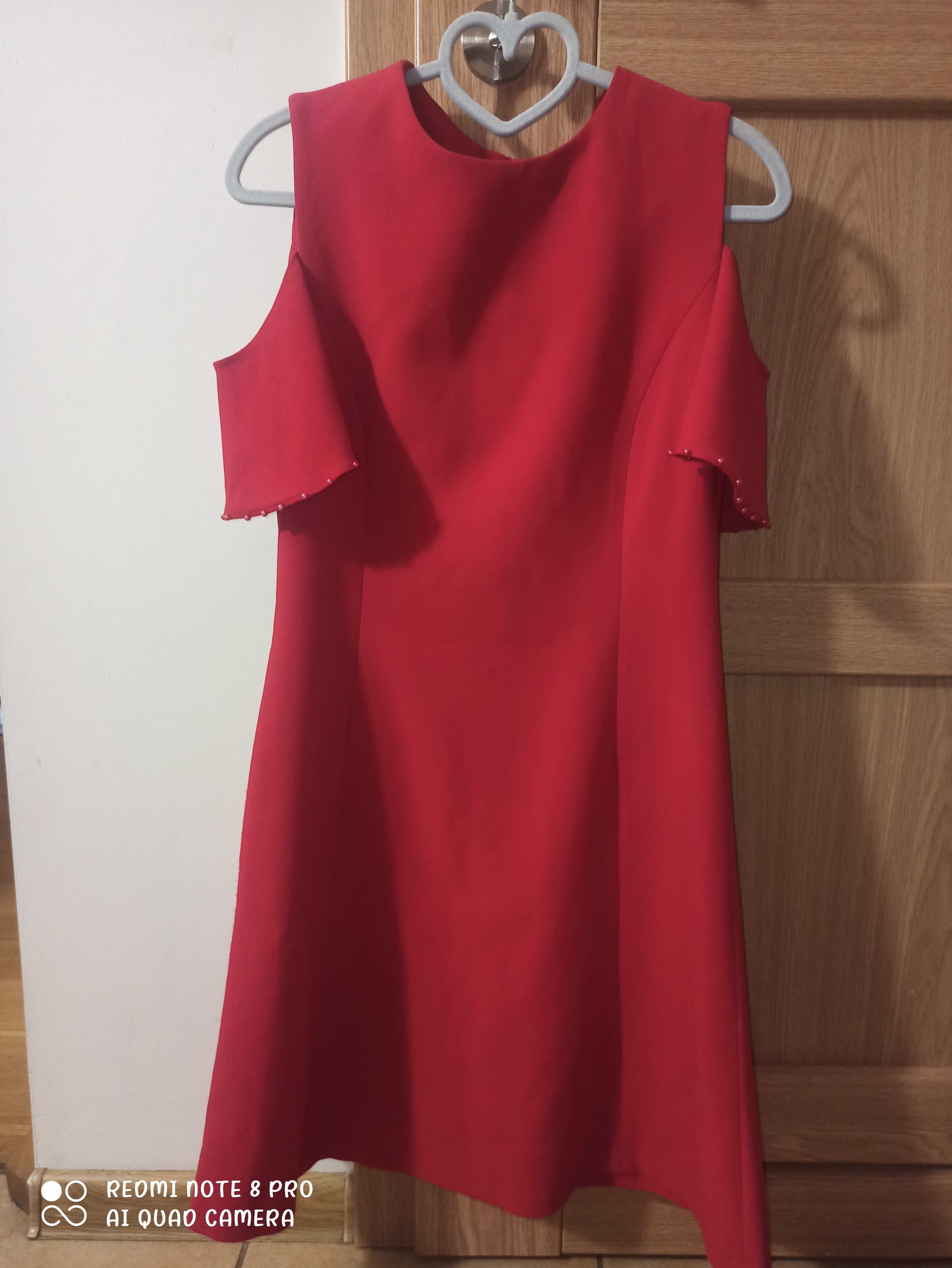 Sukienka czerwona reserved 36