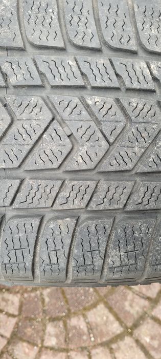 Opony Pirelli zimowe