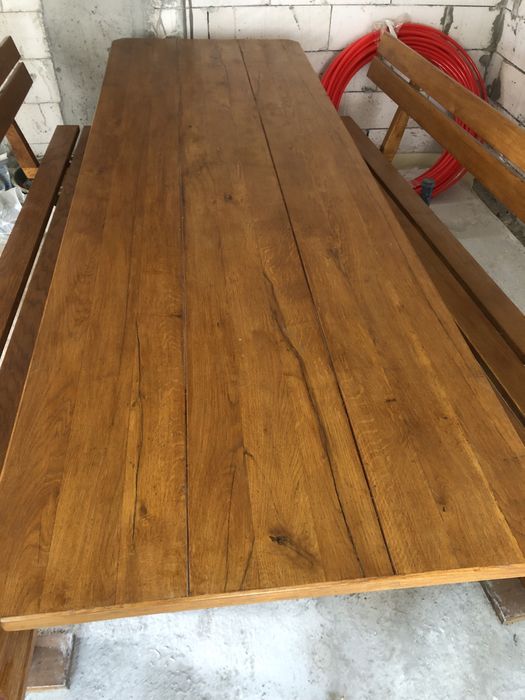 Продам стіл дубовий з лавками