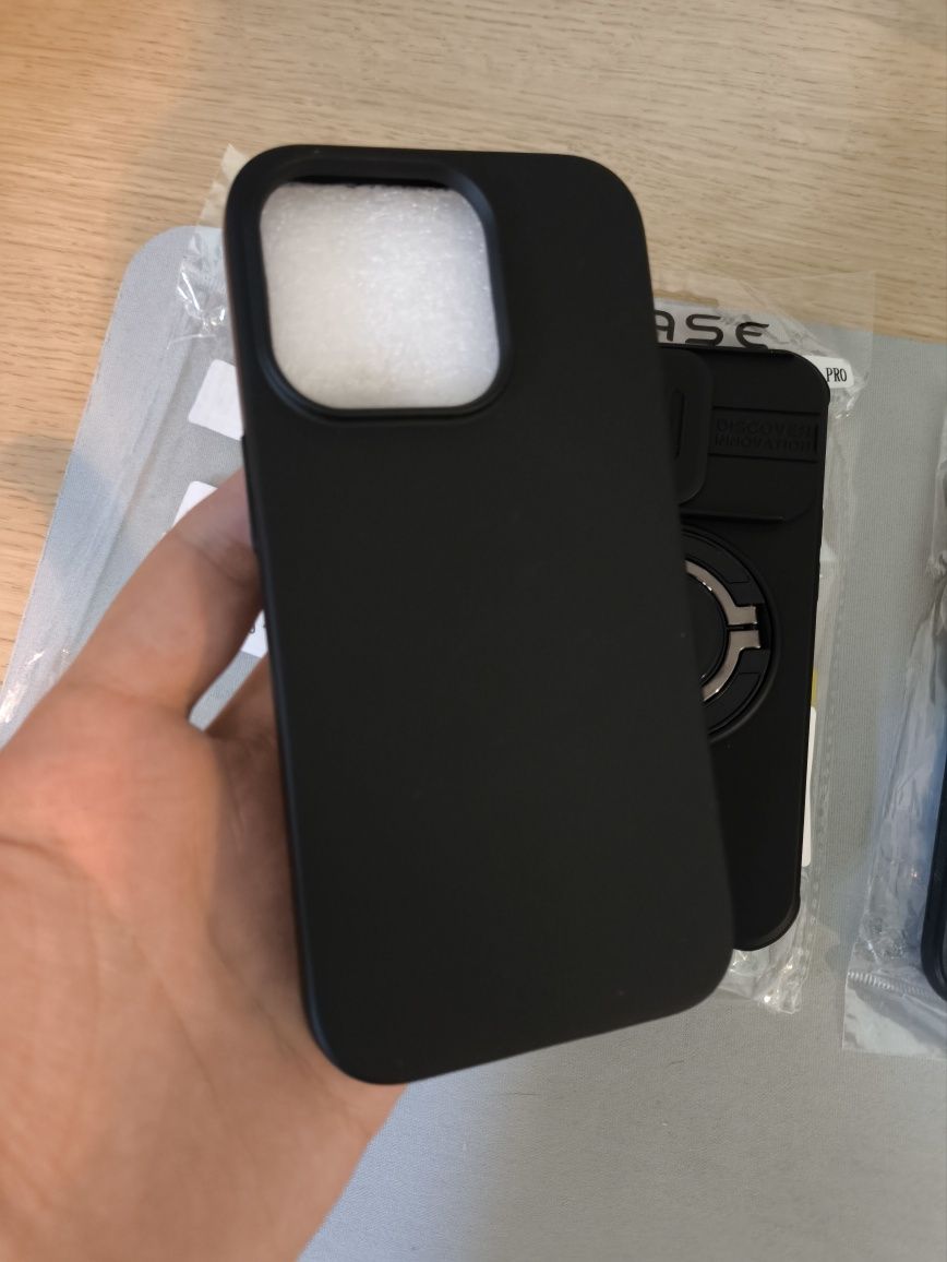3 Nowe Etui - iPhone 14 Pro