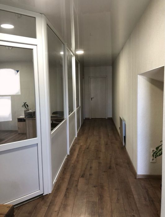 Продаж офісного приміщення