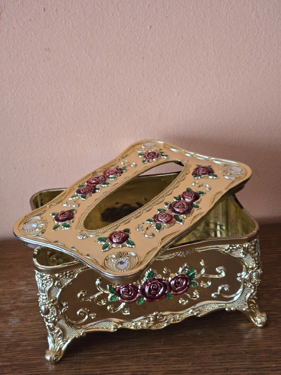 Serwetnik Szkatułka włoska pięknie złocona w stylu Faberge.