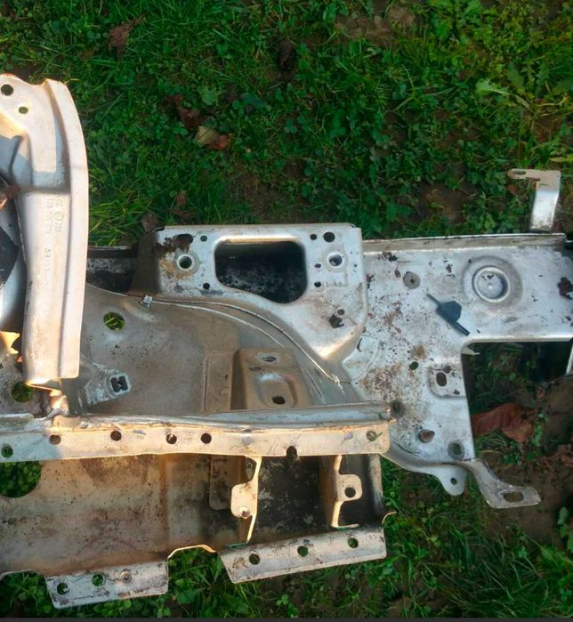 Skoda Octavia a5 шкода а5 задня четверть , ланжерон