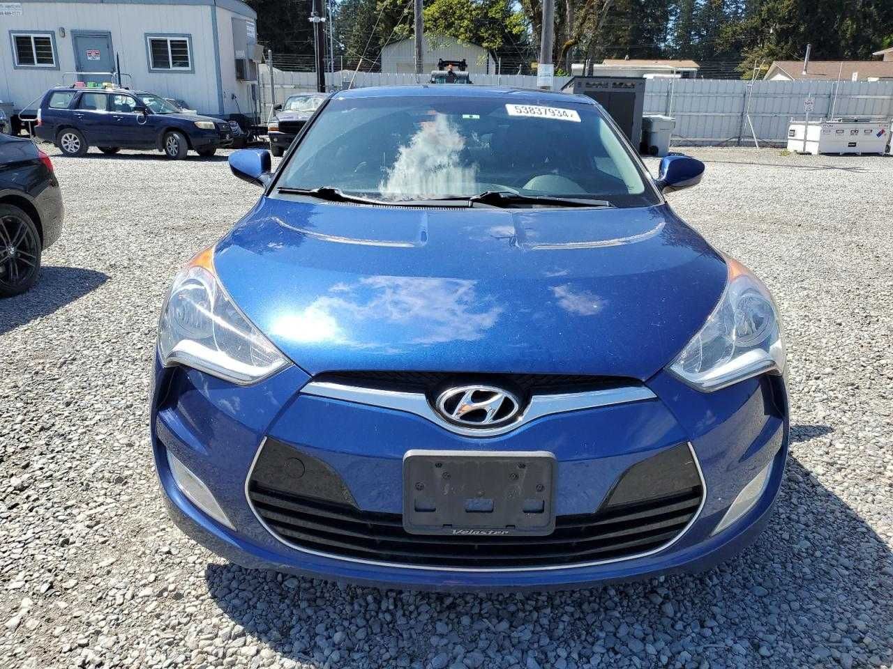 Hyundai Veloster 2015