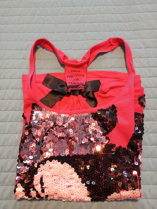 Top com lantejoulas Bershka