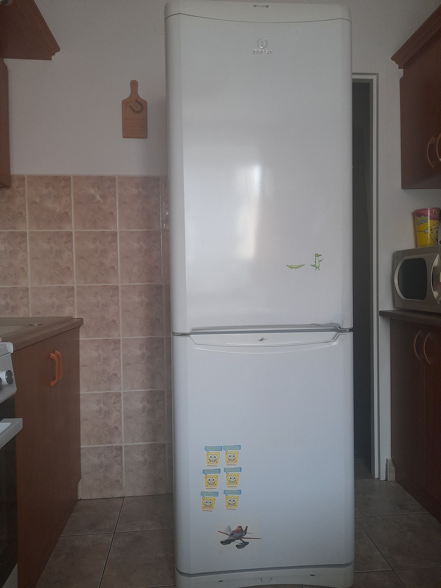 Lodówka INDESIT 188cm.