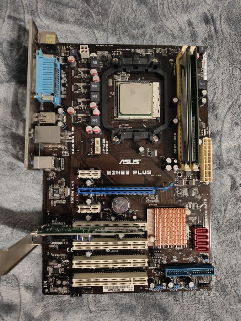 Asus m2n68 +cpu +озу