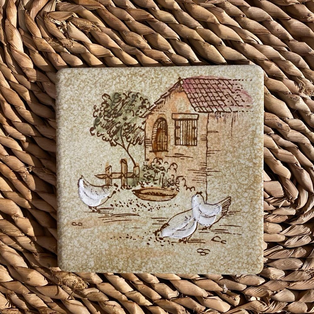 Podkładka pod kubek z korkiem w kurki 10x10cm Vintage