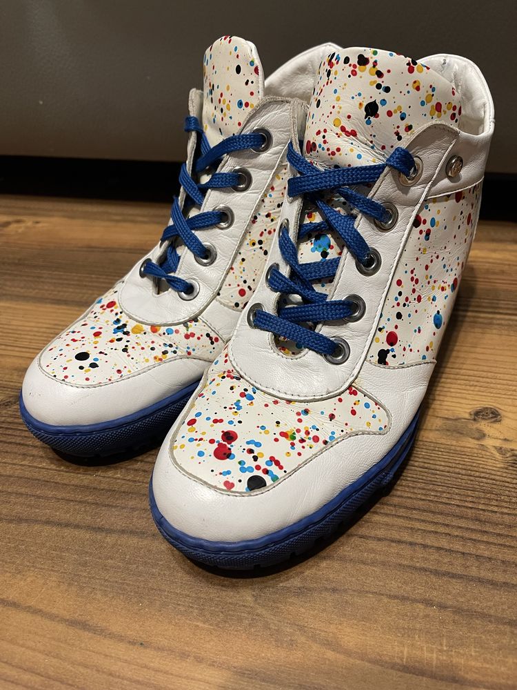 Buty kazar na koturnie