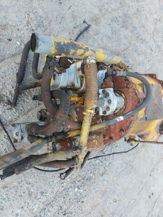 Pompa hydromatik jazdy spv pompy  unk ładowarka kombajn łącznik pompy