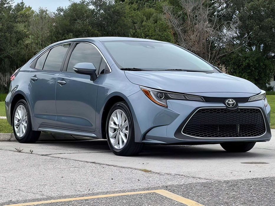 Toyota Corolla      2021