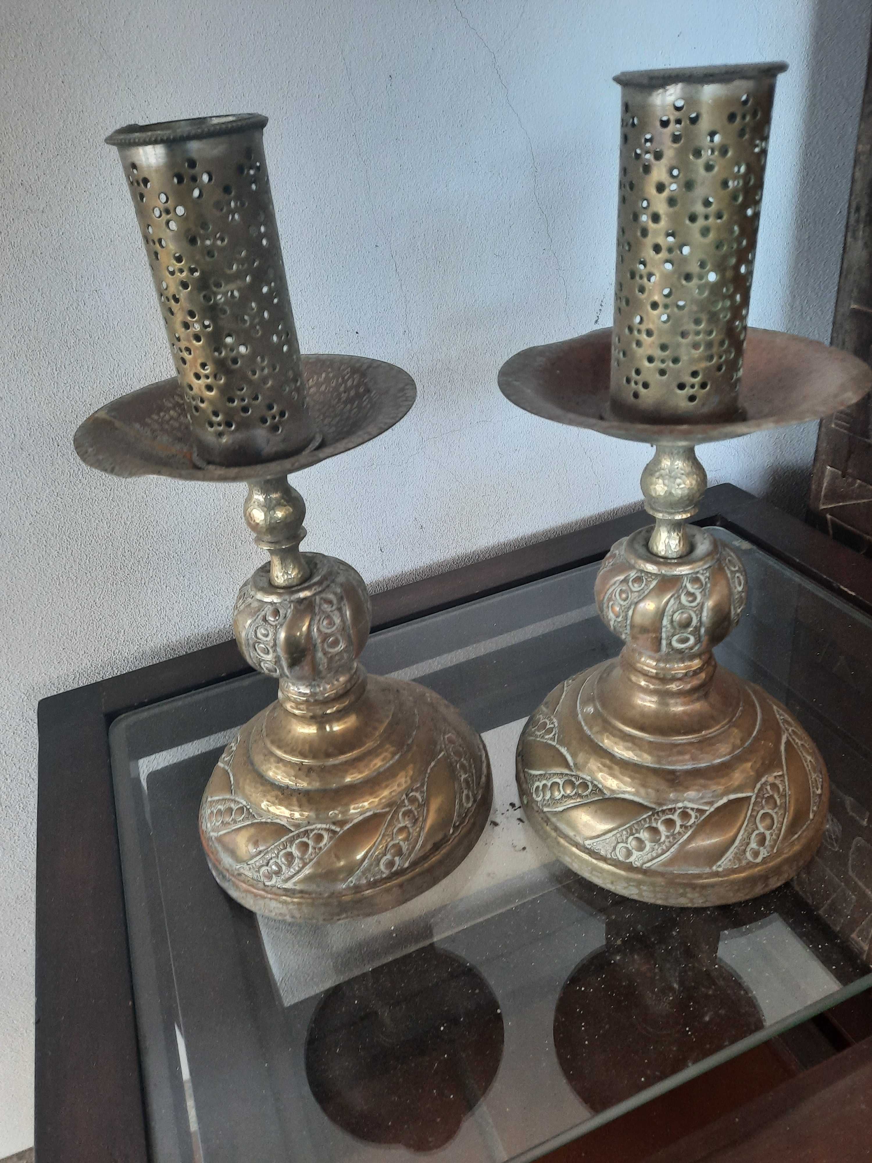 Candelabros antigos