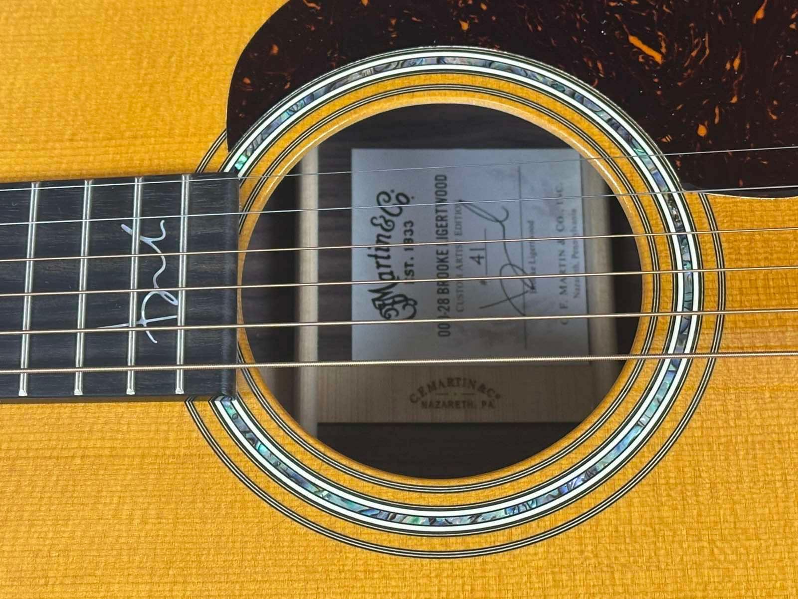 Martin 000-28 Brooke Ligertwood Artist Signature (Новий, 2022, 3800$)