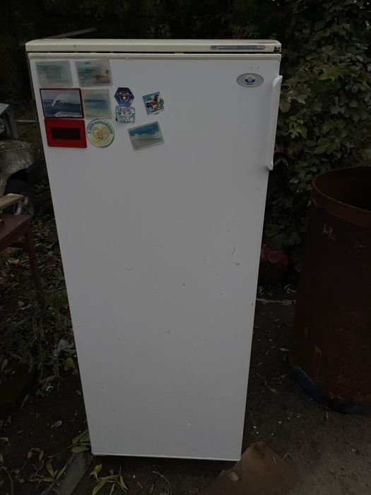 Холодильник в робочому стані