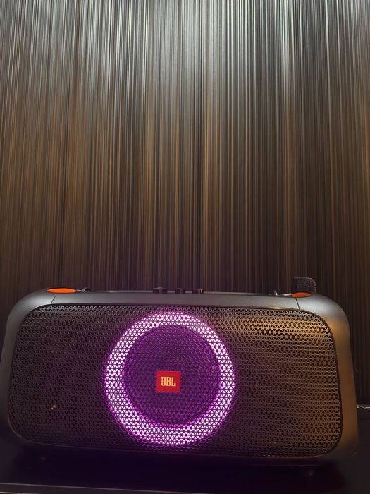 Głośnik JBL PartyBox On The Go + mikrofon i pasek na ramię JBL