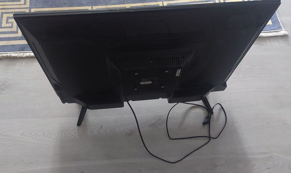 Telewizor 32 cale