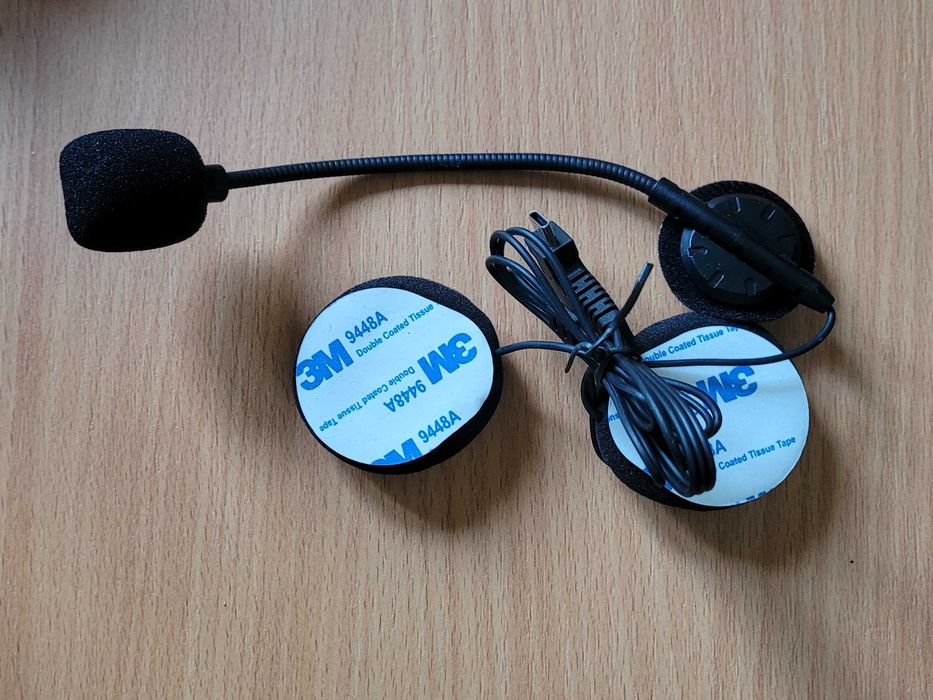 Zestaw słuchawkowy Bluetooth do kasku z interkomem i FM BETOWEY BT-S3