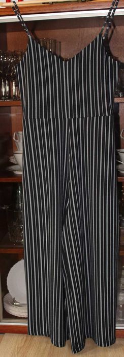 Kombinezon czarno-biały letni na ramiączkach