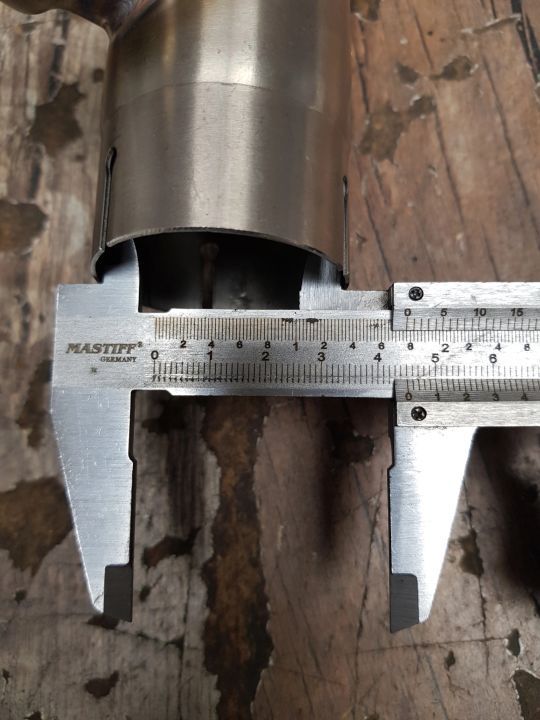 Fabrycznie nowe tłumiki Akrapovic Harley Davidson Sportster