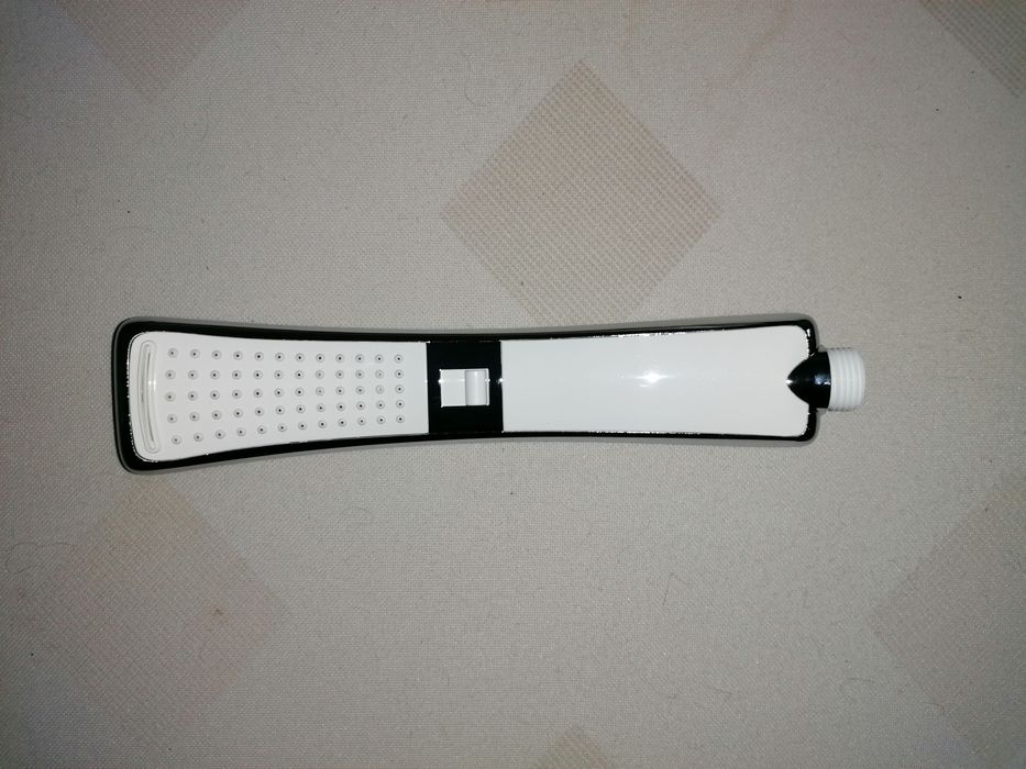 Słuchawka prysznicowa Laveo Tivano  chrom/czarna 2 strumienie