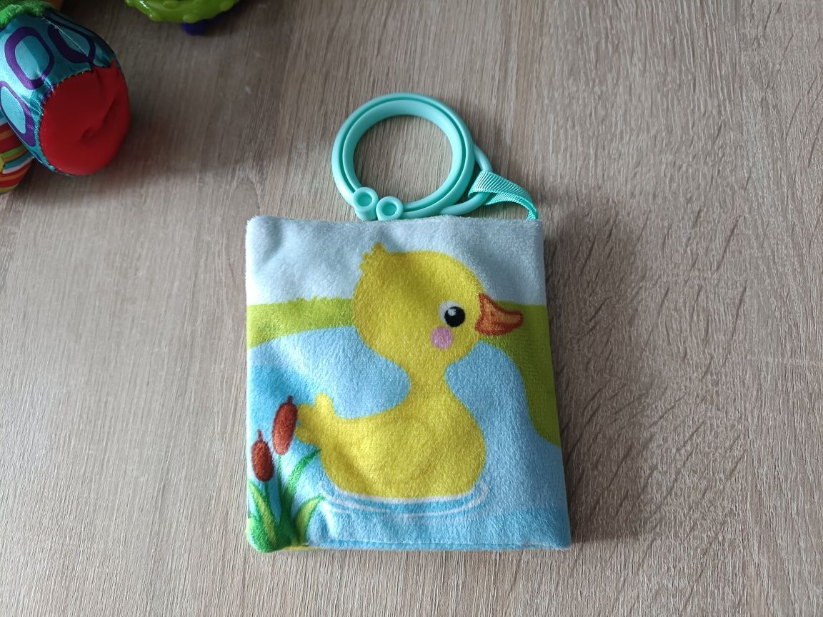 Zawieszka piesek Playgro plus zawieszka książeczka